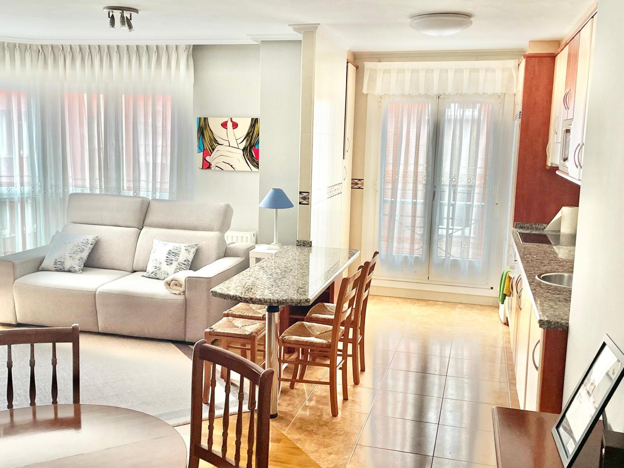דירות גיחון Casa Lur Wifi Y Parking Privado Incluido מראה חיצוני תמונה
