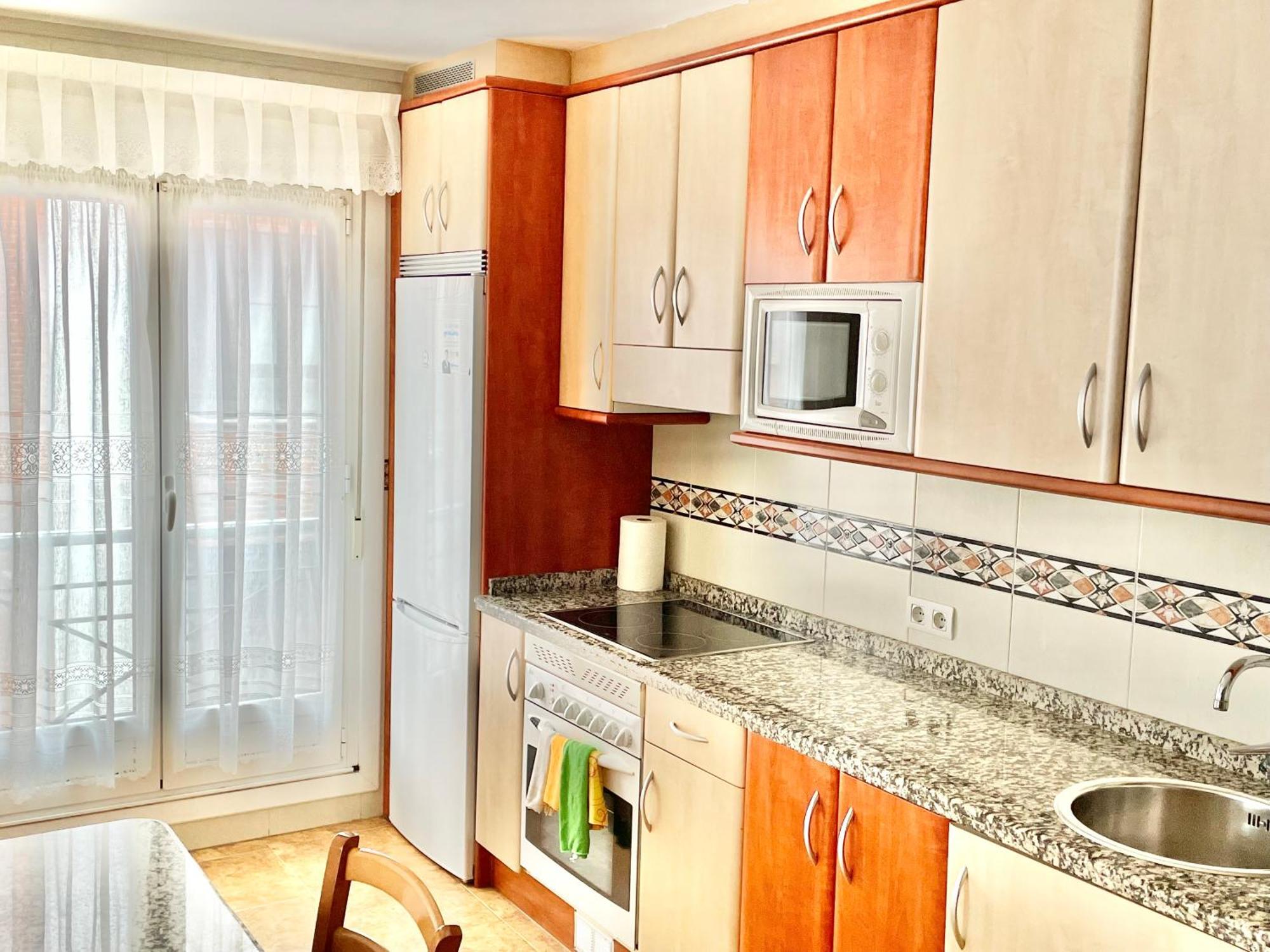 דירות גיחון Casa Lur Wifi Y Parking Privado Incluido מראה חיצוני תמונה